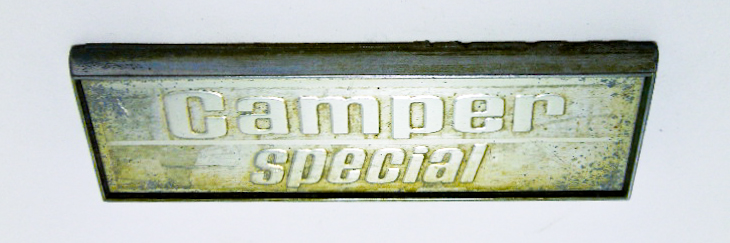 Надпись б/у "Camber Special" серебро 105х33мм